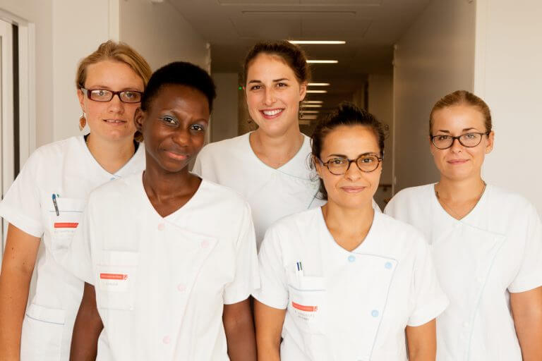 personnel d'accueil - hopital suisse de paris - hospitalisation - 92130 - issy les moulineaux